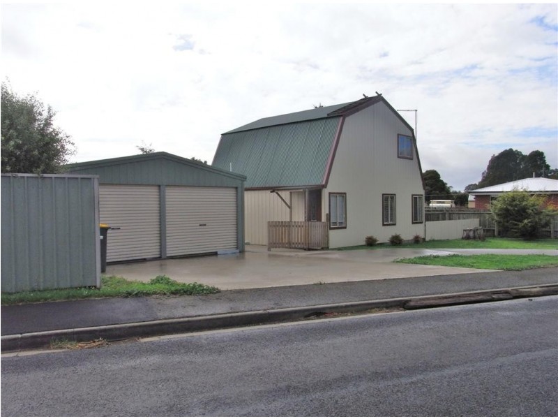123 South Road, Penguin TAS 7316