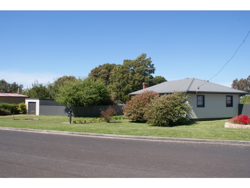 7 Hogarth Road, Sulphur Creek TAS 7316
