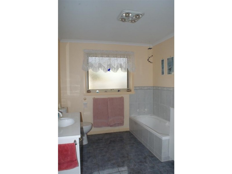 6 Elizabeth Street, Ulverstone TAS 7315