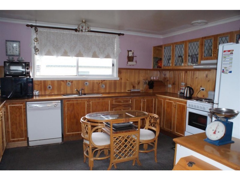 1 Warrina Place, Ulverstone TAS 7315