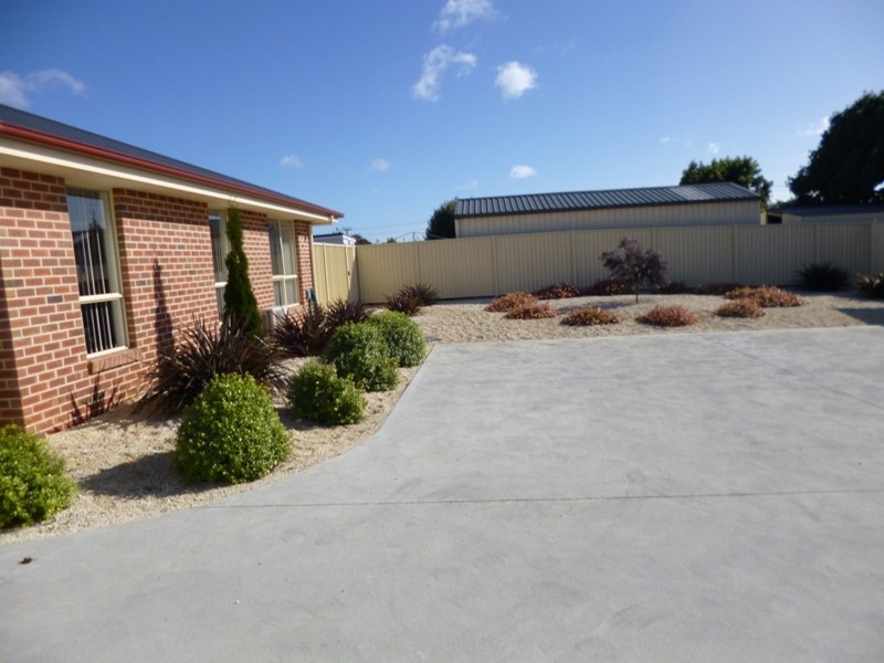 Unit 2/101 Main Street, Ulverstone TAS 7315