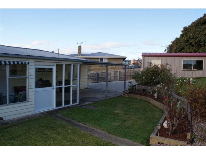 8 Charleston Crescent, Ulverstone TAS 7315
