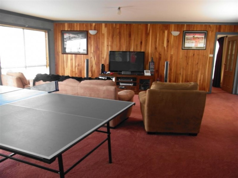 10 Jerling Street, West Ulverstone TAS 7315