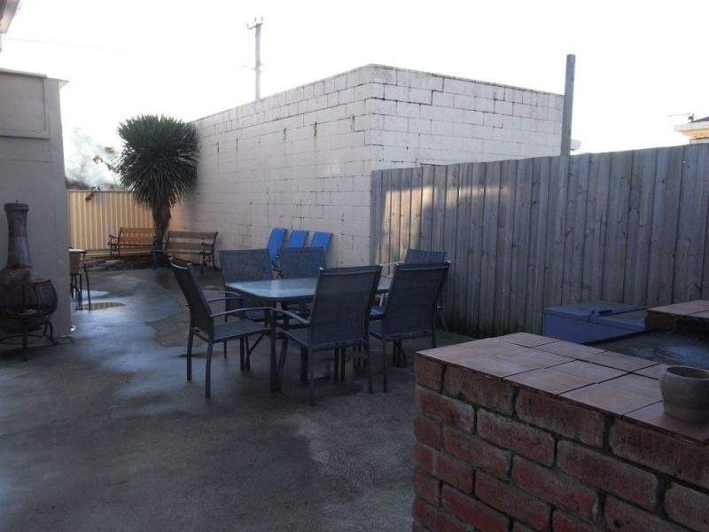 1 Lyle Street, Sulphur Creek TAS 7316