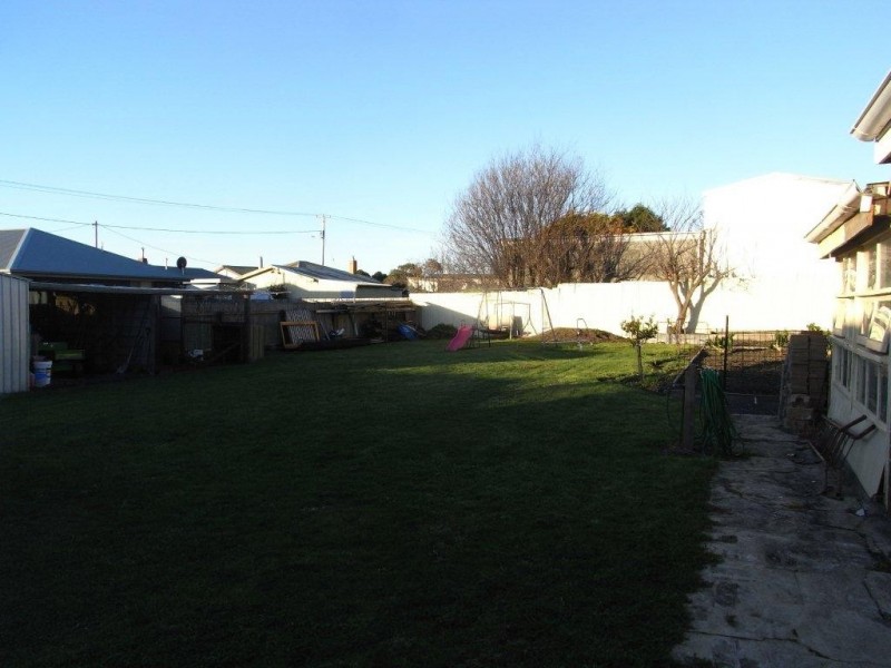 1 Lyle Street, Sulphur Creek TAS 7316