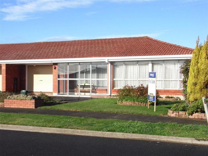 2/23 Leighlands Avenue, Ulverstone TAS 7315