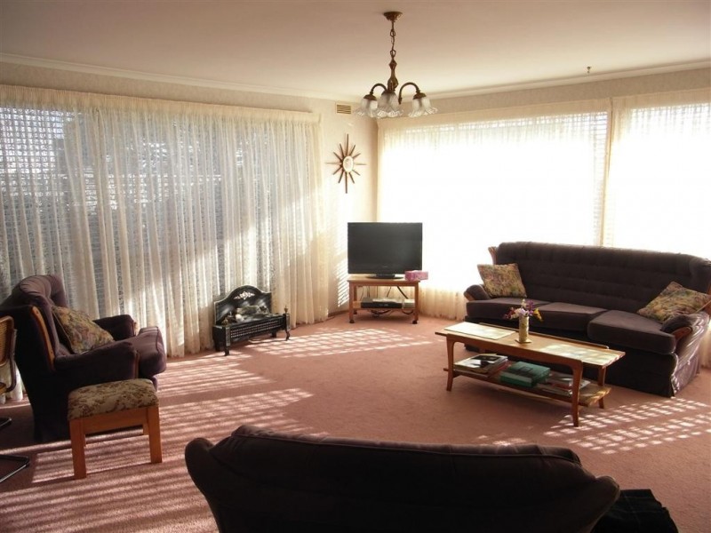 2/23 Leighlands Avenue, Ulverstone TAS 7315