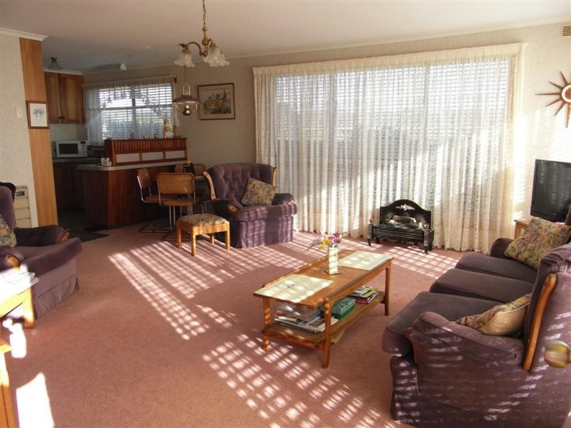 2/23 Leighlands Avenue, Ulverstone TAS 7315