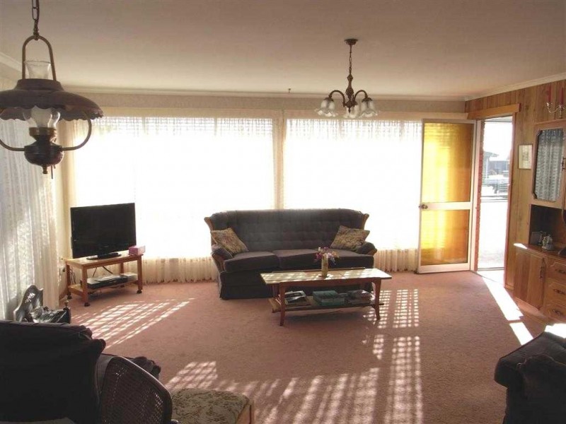 2/23 Leighlands Avenue, Ulverstone TAS 7315