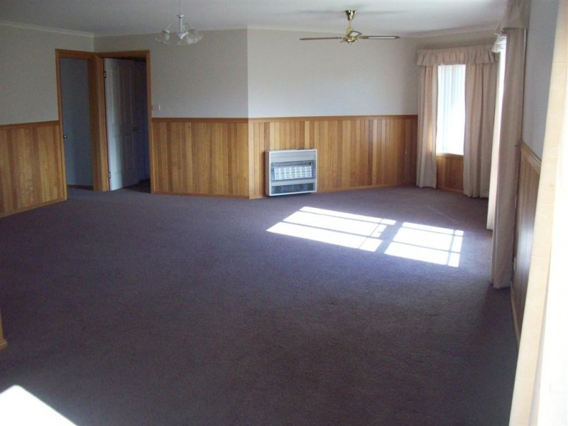 2/15 Lovett Street, Ulverstone TAS 7315