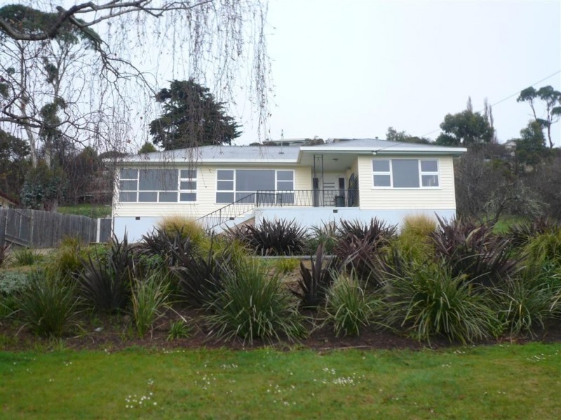 42 William Street, Ulverstone TAS 7315