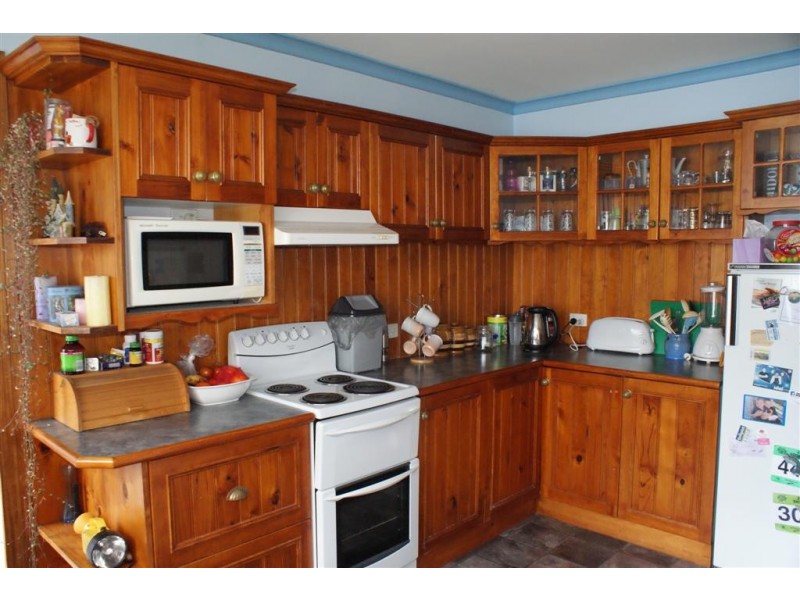 8 Finch Street, Ulverstone TAS 7315