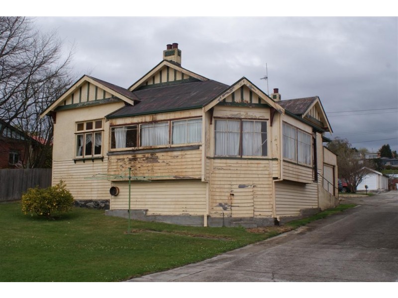 73 Leven Street, Ulverstone TAS 7315