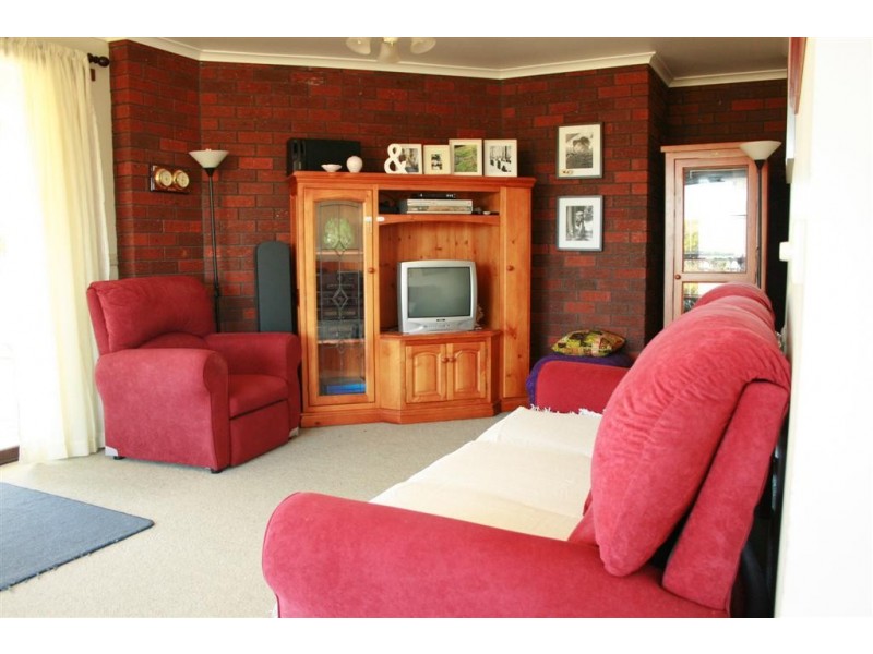 9 Central Castra Road, Sprent TAS 7315