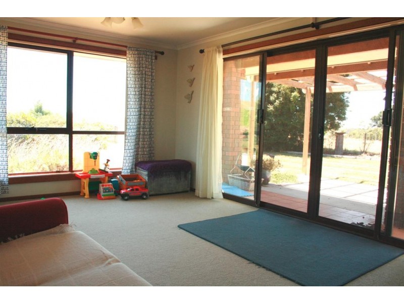 9 Central Castra Road, Sprent TAS 7315