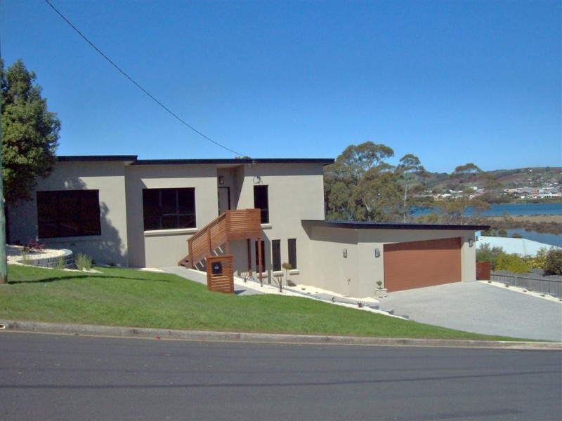 95 Clara Street, Ulverstone TAS 7315