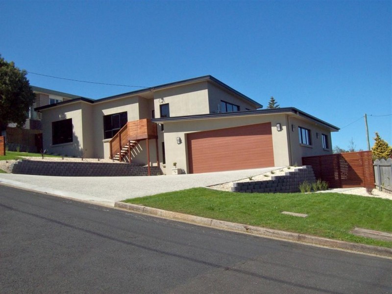 95 Clara Street, Ulverstone TAS 7315