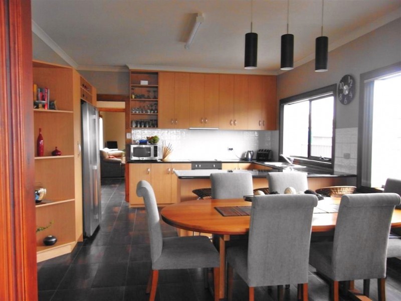 12 Vincent Street, Ulverstone TAS 7315