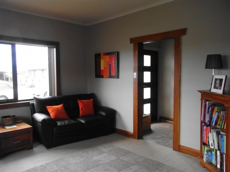 12 Vincent Street, Ulverstone TAS 7315