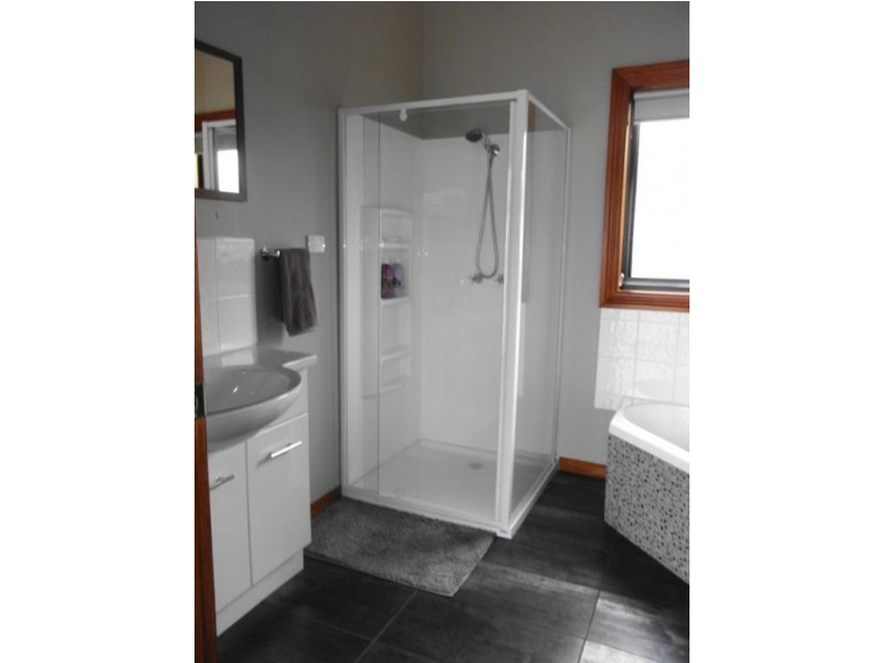 12 Vincent Street, Ulverstone TAS 7315