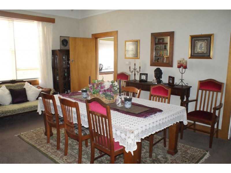 110 Alexandra Road, Ulverstone TAS 7315