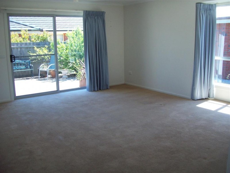 4/42 Main Street, Ulverstone TAS 7315