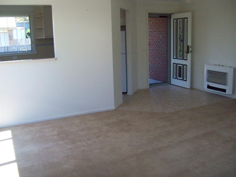 4/42 Main Street, Ulverstone TAS 7315