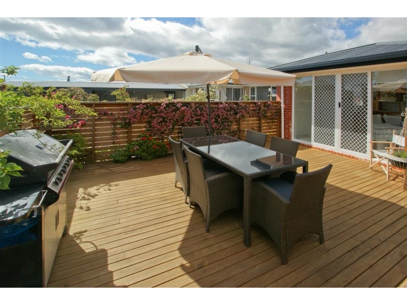 10 Helen Street, Ulverstone TAS 7315