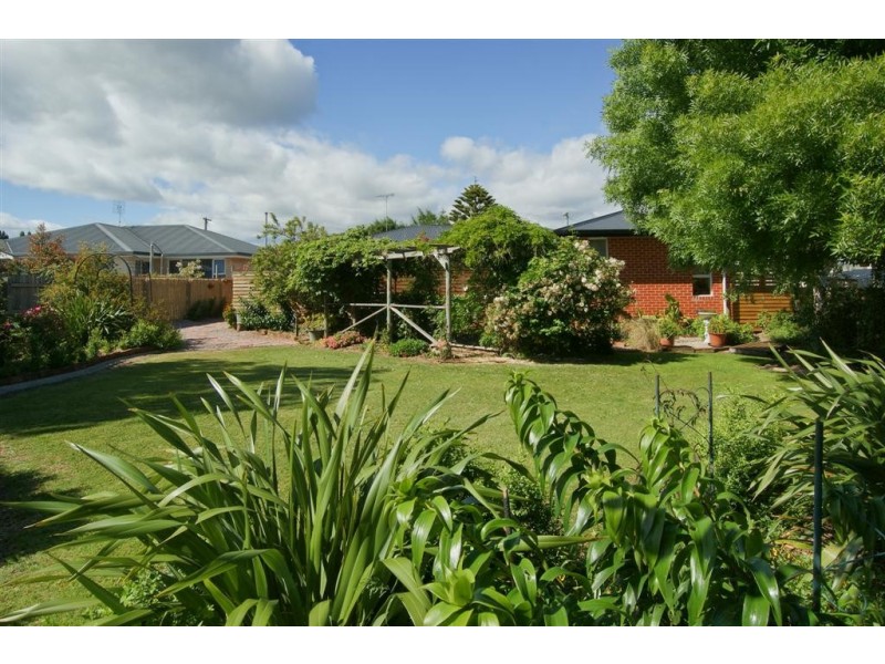 10 Helen Street, Ulverstone TAS 7315