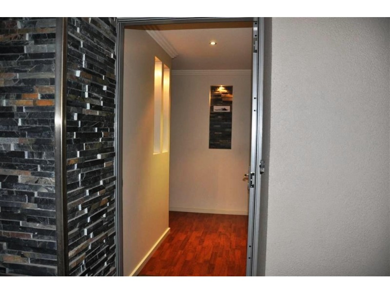 2/4 James Street, Ulverstone TAS 7315