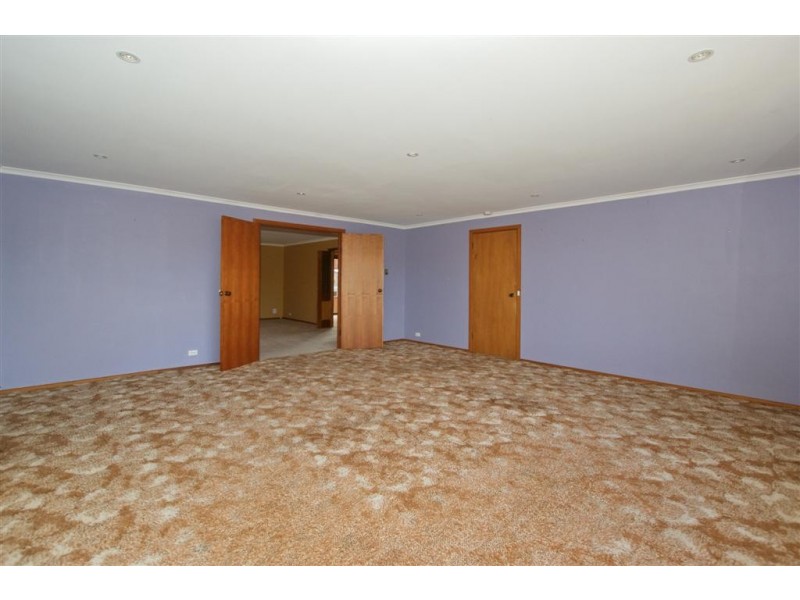 67 Leighlands Avenue, Ulverstone TAS 7315