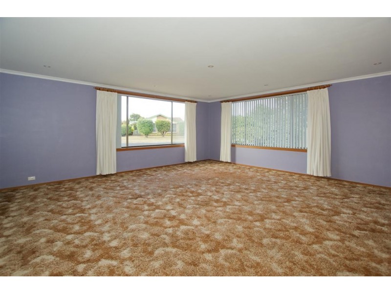 67 Leighlands Avenue, Ulverstone TAS 7315