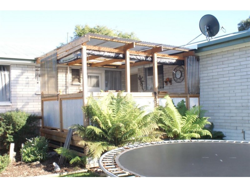13 Dooley Street, Ulverstone TAS 7315