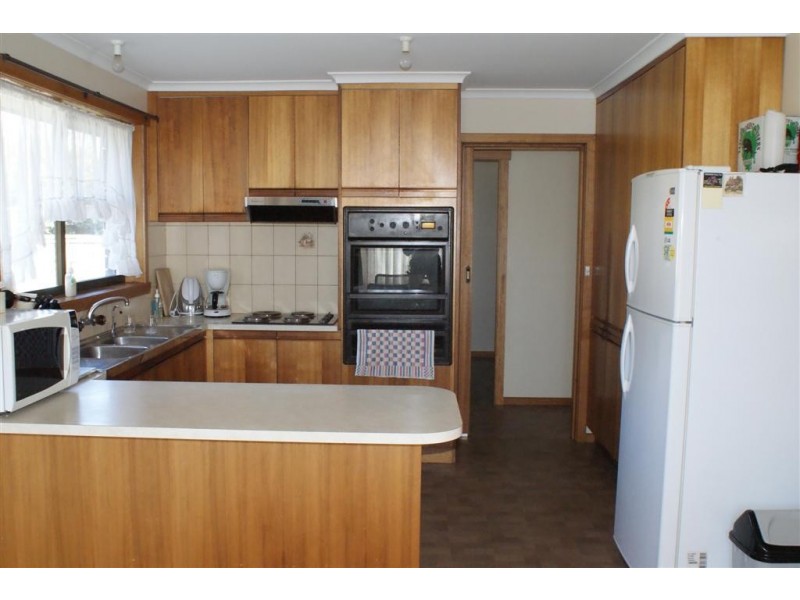 41 Ocean Drive, Ulverstone TAS 7315