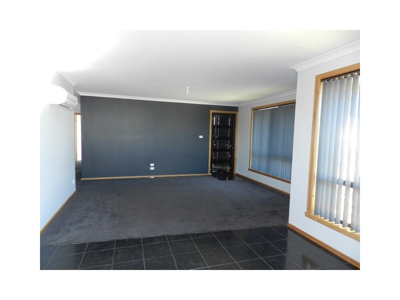 1/13 Berkshire Pde, Penguin TAS 7316