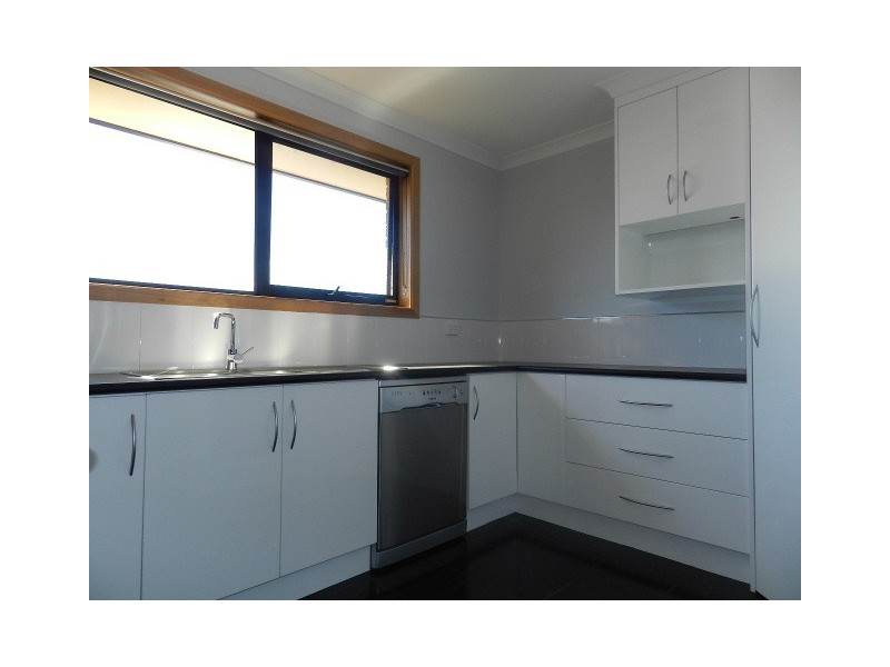 1/13 Berkshire Pde, Penguin TAS 7316