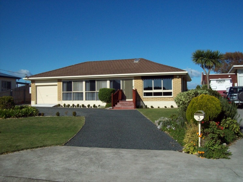 3 Penguin Road, Ulverstone TAS 7315