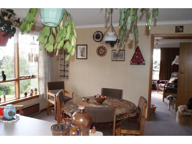 34a South Road, Penguin TAS 7316