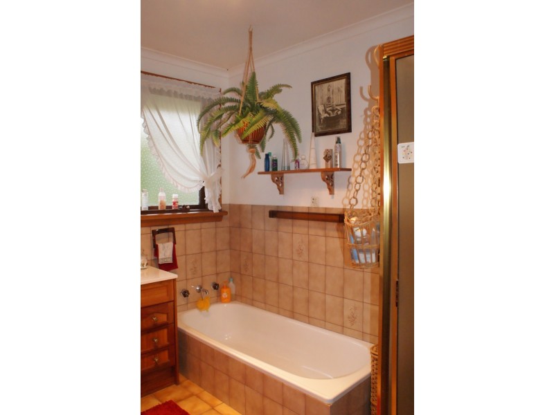 34a South Road, Penguin TAS 7316