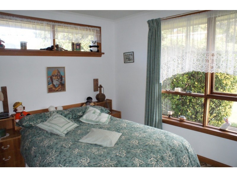 34a South Road, Penguin TAS 7316