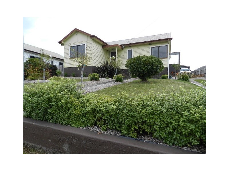 39 Ashwater Crescent, Penguin TAS 7316