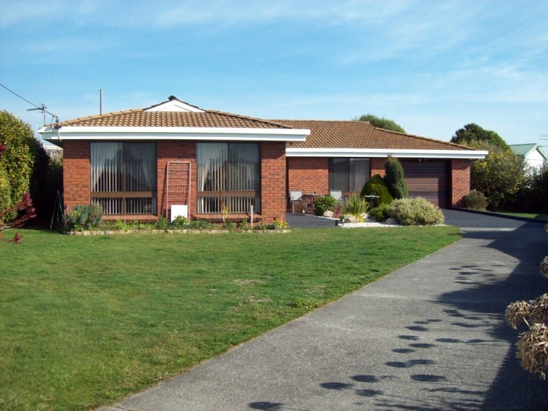 4 Julia Crescent, Ulverstone TAS 7315
