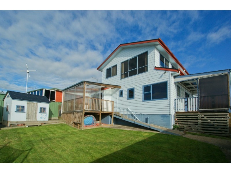 79 Clara Street, Ulverstone TAS 7315