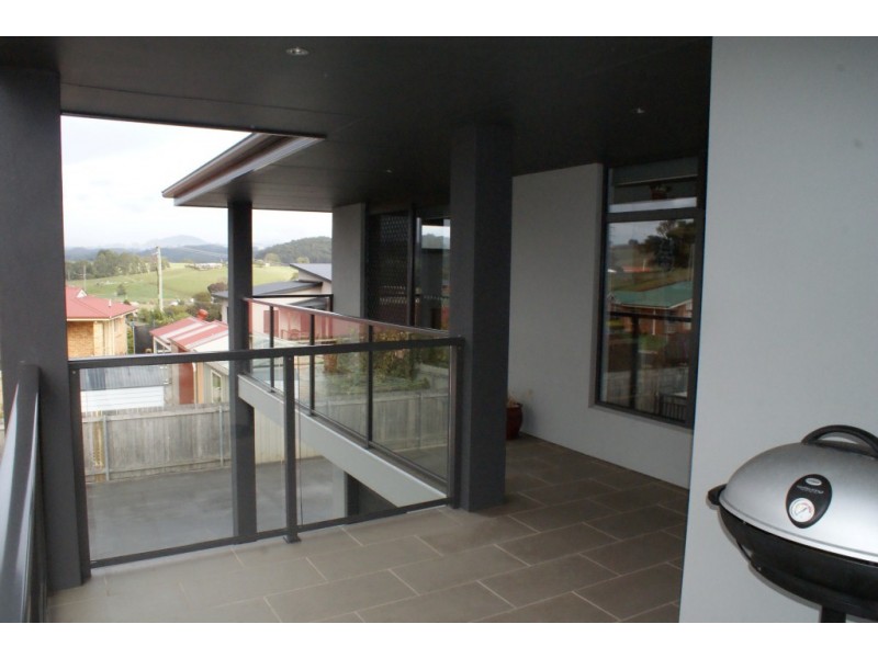 24 Coral Avenue, Ulverstone TAS 7315