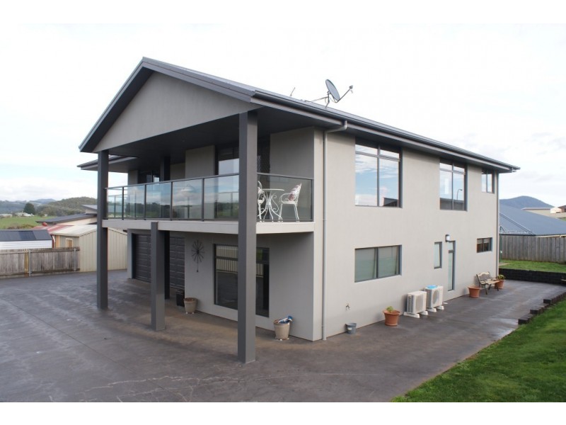24 Coral Avenue, Ulverstone TAS 7315