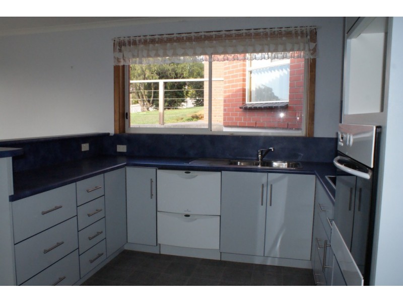 47-49 Deviation Road, Penguin TAS 7316