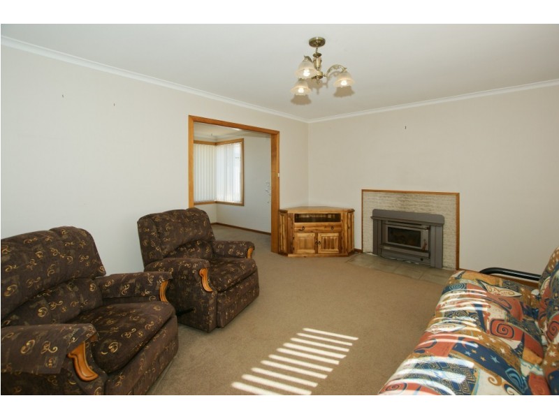 6 Hales Street, Penguin TAS 7316