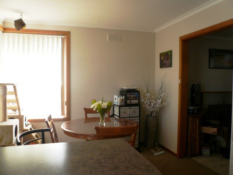 6 Hales Street, Penguin TAS 7316