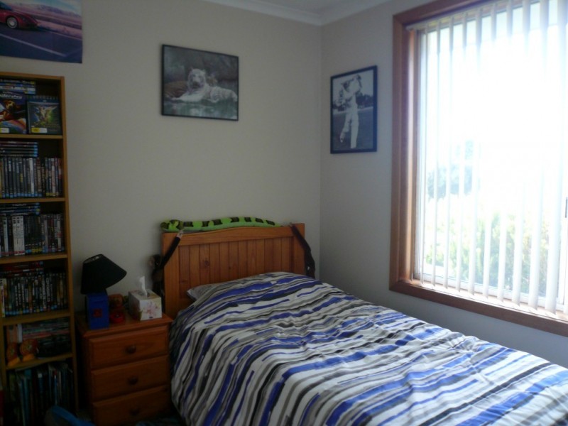 6 Hales Street, Penguin TAS 7316