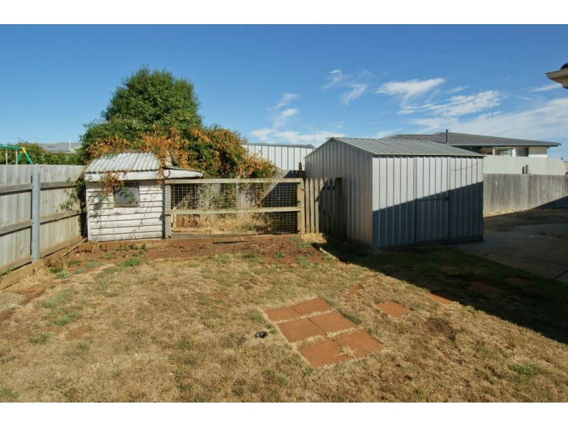 6 Hales Street, Penguin TAS 7316